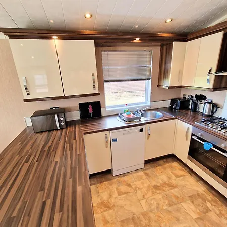 Benarty 11 With Private Hot Tub - Fife - Loch Leven - Lomond Hills - Pet Friendly Vila Kelty Exterior foto